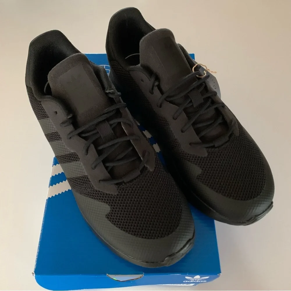 Adidas Kid’s Size 3 ZX 1K C Black Sneakers - Picture 5 of 8